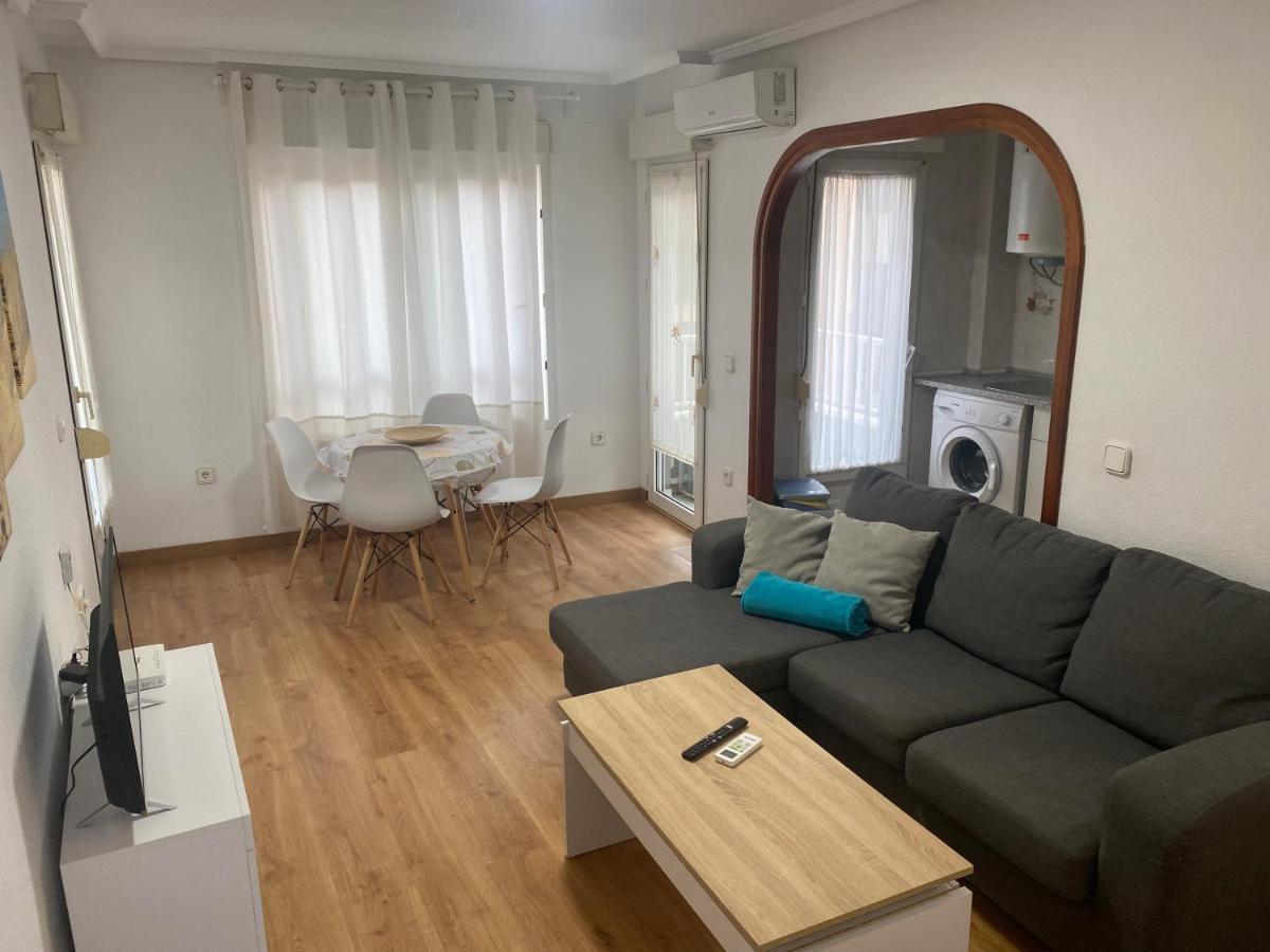 Homely Apartments Mar 3 Torrevieja Eksteriør billede